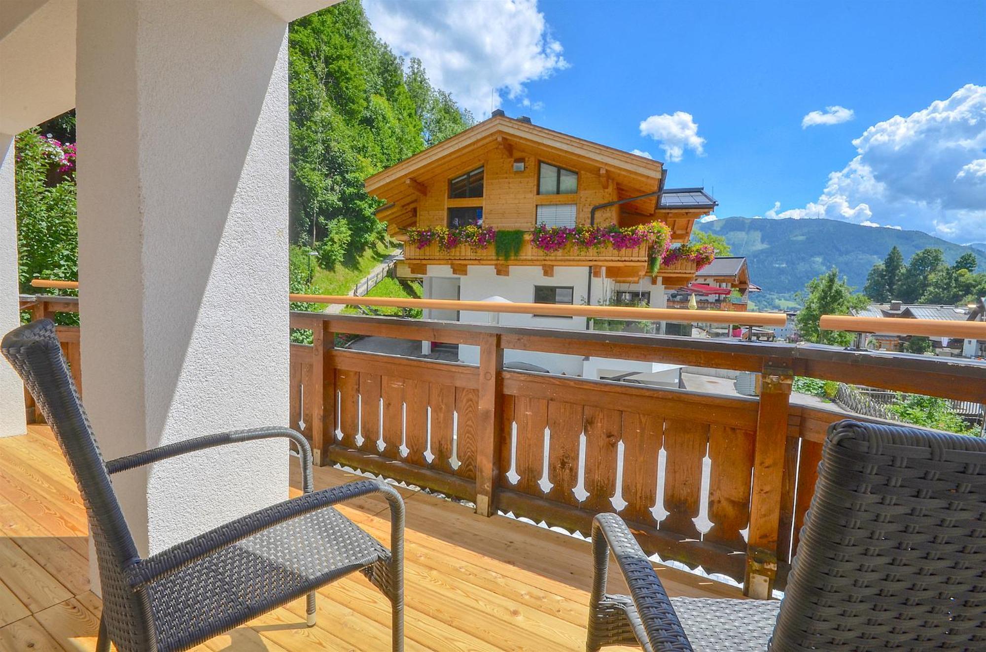 Villa Alpenbach - By Alpen Apartments Цел ам Зее Екстериор снимка